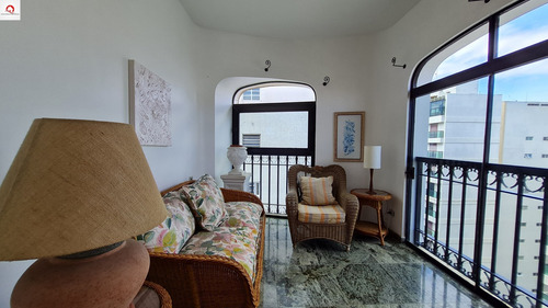 Imagem 3 de 21 de Apartamento Na Praia Das Pitangueiras - Guarujá - Calçadão - Vista Para O Mar - 4 Dormitórios (3 Suítes) - Sala Para 3 Ambientes - Sacada - Vagas - Ap05779 - 69283713