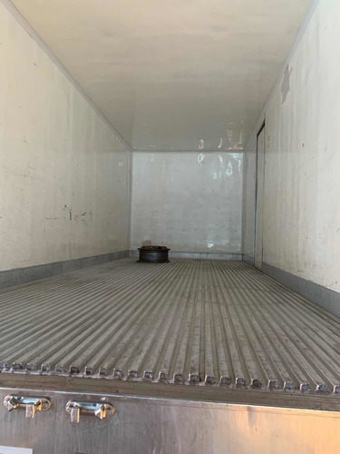 Imagem 4 de 8 de Bau Termico 6,5 Mts