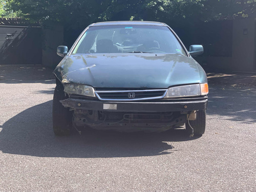 Honda Accord 2.2 Ex At