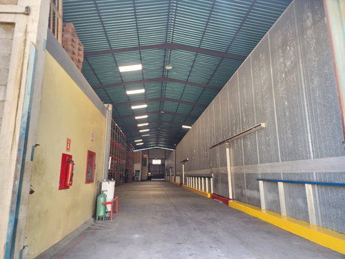Daniela Linarez Ofrece En Venta Galpones En Zona Industrial Iii Avenida Principal Totalmente Equipadon Con Cavas De Conservacion Empaquetadora Listo Para Producir Conjunto Privado Barquisimeto Lara