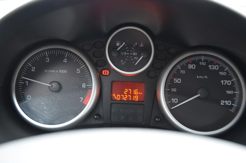 Peugeot 206 + Frances