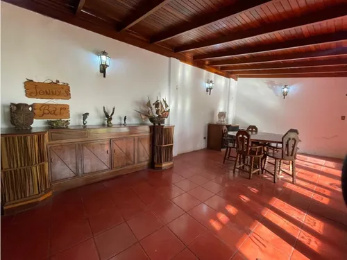 Casa En Cumbre De Curumo
