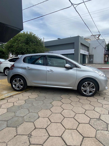 Imagen 3 de 9 de Peugeot 208 2016 1.6 Feline Pack Cuir