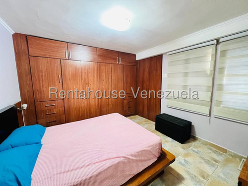 25-20736 Alquiler De Apto Tipo Estudio Amoblado En Urb Los Roques Mord