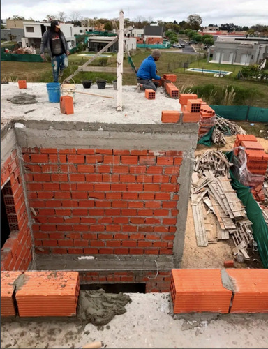 Imagen 15 de 22 de Casa En Dos Plantas - Santa Elena - Pilar Del Este