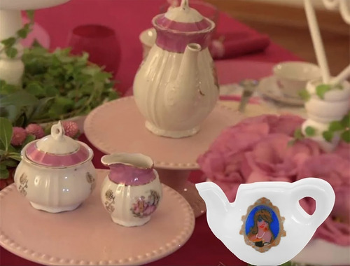 Imagen 6 de 8 de Remate Juego De Te 7pz Porcelana Niña Tetera Plato Diversion