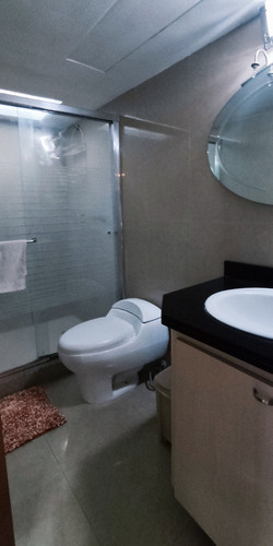 Imagen 15 de 16 de Espectacular Apartamento Ideal Para Ejecutivo En Edificio Reciente De Lujo