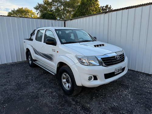 Toyota Hilux 3.0 Cd Sr C/ab 171cv 4x4