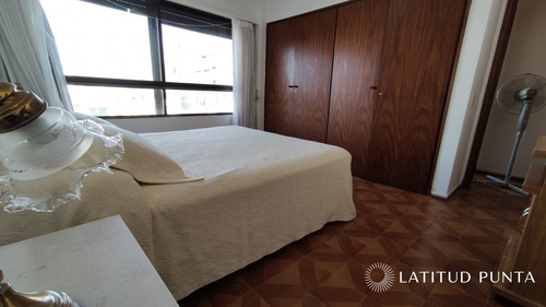 Imagen 20 de 30 de Apartamento En Península, 3 Dormitorios Más Dependencia