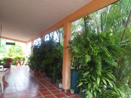 Venta De Casa Campestre En La Colonia De Chirgua  Angel Tovar