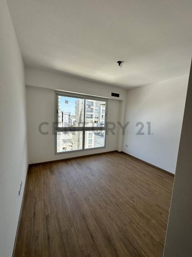 Espectacular 4 Amb A Estrenar! 120 M2 Con 2 Cocheras