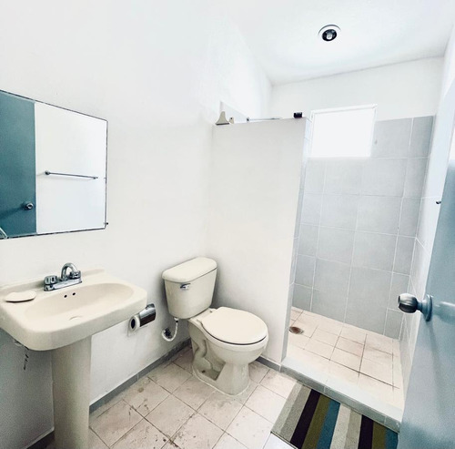 Imagen 11 de 12 de Renta Casa Para Oficina, Consultorios - Itzimna