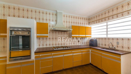 Casa Com 3 Quartos À Venda, 232 M² Por R$ 820.000 - Jardim Chapadão - Campinas/sp - Ca7149
