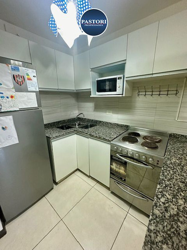 Venta Urgente!! Departamento 2 Amb C/ Cochera A Mts Av. Maip