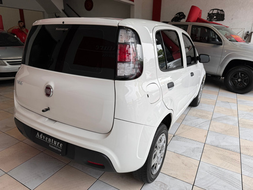 Fiat Uno Uno Attractive 1.0 8V (Flex) 4p