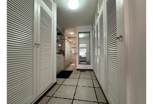 Se Vende Moderno Apartamento En Lomas De Las Mercedes