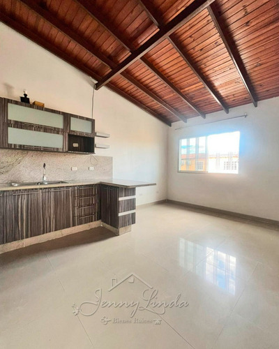 Se Vende!!! Casa En La Urbanización La Orquidea Maracay Aragua
