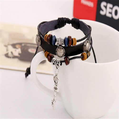 Pulsera De Cuero Con Llave Y Cuentas