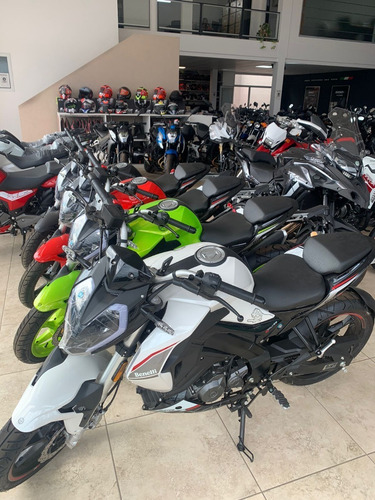 Imagen 10 de 15 de Benelli 180 S