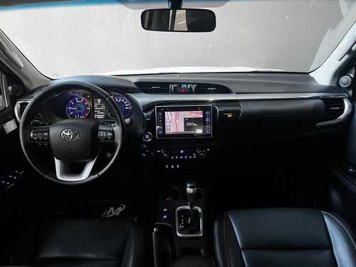 Toyota Hilux 2.8 SRX 4X4 CD 16V DIESEL 4P AUTOMÁTICO