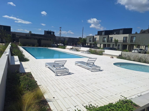 Departamento En Alquiler En Oliden Joven, Del Viso, Pilar