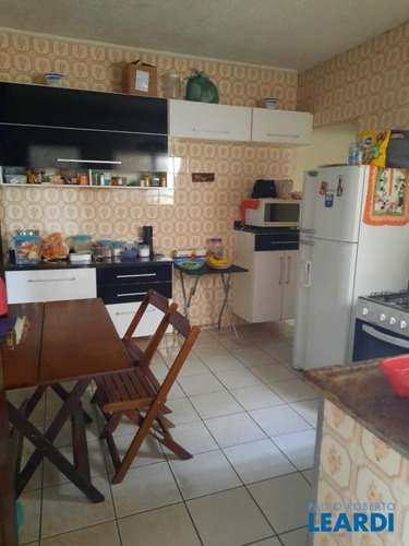 Imagem 1 de 15 de Sobrado - Vila Carmosina - Sp - 643994