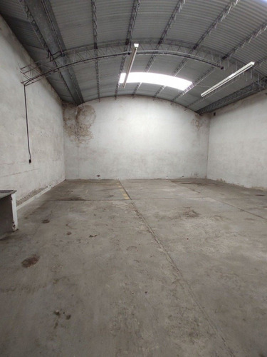 Imagen 5 de 8 de En Venta! Excepcional Galpón En Barrio Villa Soldati.