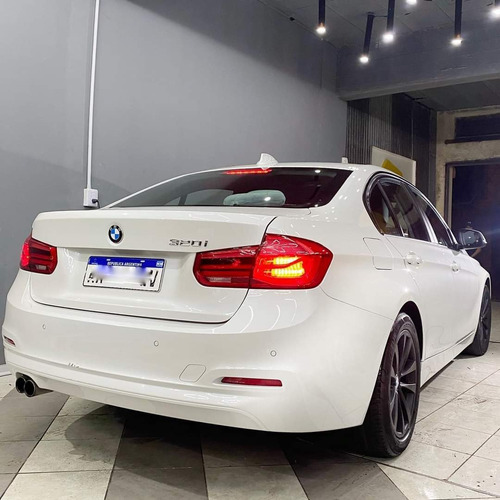 Bmw Serie 3 2.0 320i Sedan Executive 2017