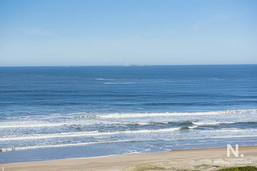 Vende Apartamento De 3 Dormitorios En Tiburon , Punta Del Este