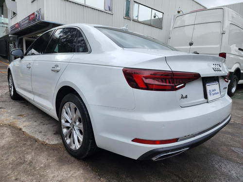 Audi A4 2.0 T Select 190hp Dsg
