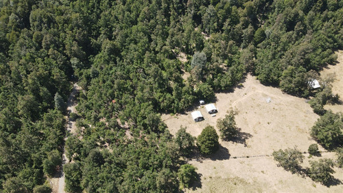 Parcela En Venta De 1 Hectarea Con Dos Casas Nuevas