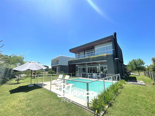 Casa En Alquiler En Puertos, Escobar, G.b.a. Zona Norte