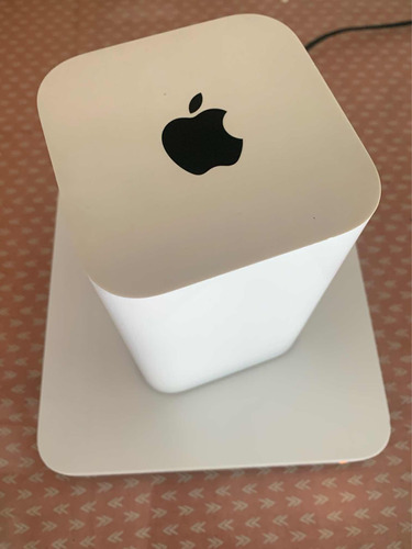 Airport Time Capsule