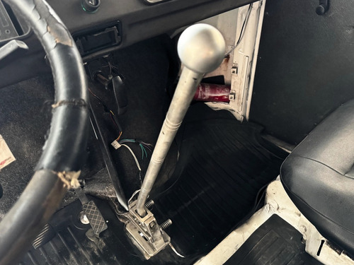 Volkswagen Kombi 1.4 MI FURGÃO 8V FLEX 3P MANUAL