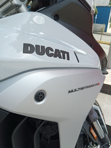 Ducati Multistrada V4s