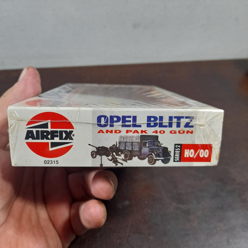 Imagem 2 de 4 de Plastimodelo Airfix 02315 Opel Blitz And Pak 40 Gun Lacrado
