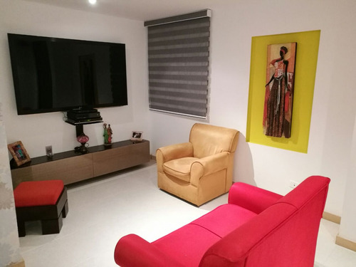 Apartamento De Lujo Para La Venta En Sabaneta, Cerca De La Universidad Ceipa Y Mall Sur De Sabaneta