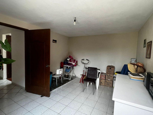 Venta De Casa En Santa Ana Tlapaltitlán Toluca A Dos Cuadras De Comonfort
