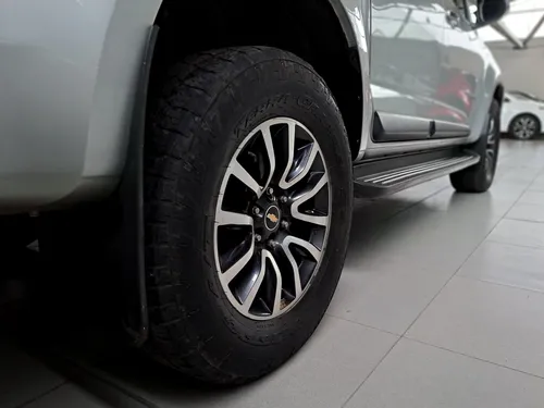 Chevrolet Colorado 2.8 High Country