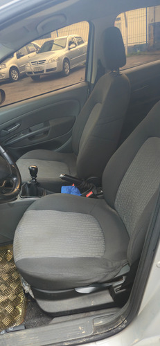 Fiat Punto 1.6 16v Essence Flex 5p