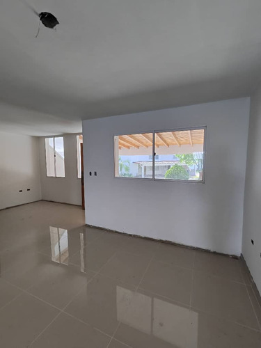 Casas En Venta En San Cristóbal. 