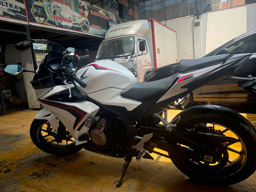 Vendo Mi Cbr 400 R Honda Del Año 2021 En Buenas Condiciones
