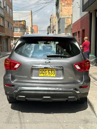 Nissan Pathfinder 3.5 R52 Sense