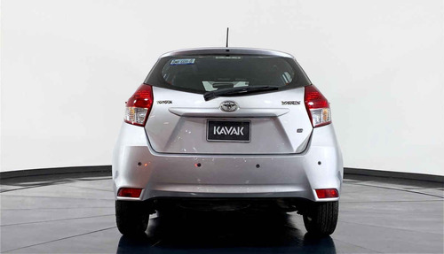 Imagen 5 de 15 de 110191 - Toyota Yaris 2017 Con Garantía
