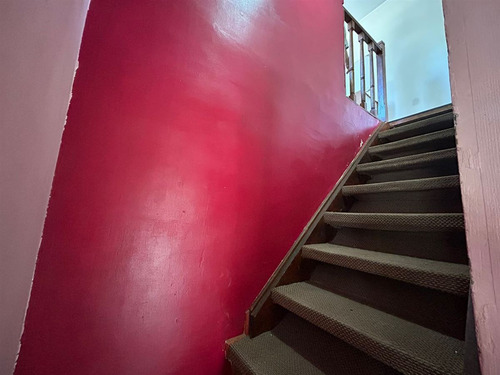 Casa En Venta De 7 Dorm. 3 Baños En Peñalolén