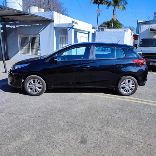 Imagen 8 de 11 de Toyota Yaris 2021 1.5 107cv Xls 5 P