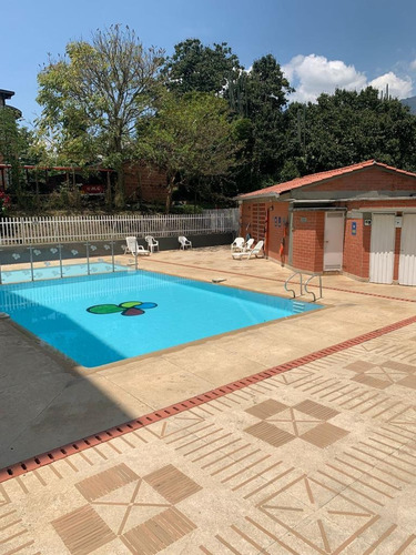 Imagen 9 de 9 de Apartamento Segundo Piso Copacabana, 3 Habitaciones, 2 Baños, 2 Balcones Unidad Campestre, Piscina