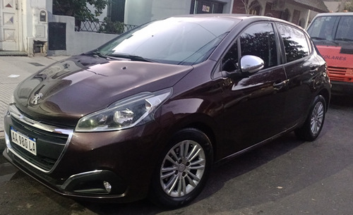 Peugeot 208 1.5 Allure Smeg