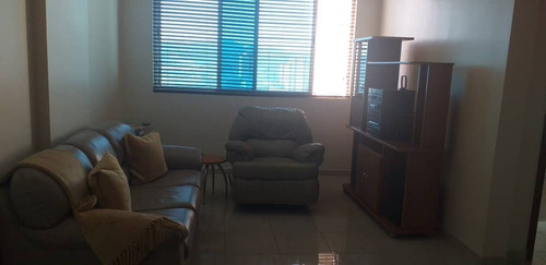 Imagen 3 de 21 de Apartamento En Alquiler Valencia