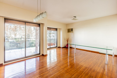 Departamento Tres Ambientes. Torre.cochera . Full Amenities. Seguridad 24 Hs